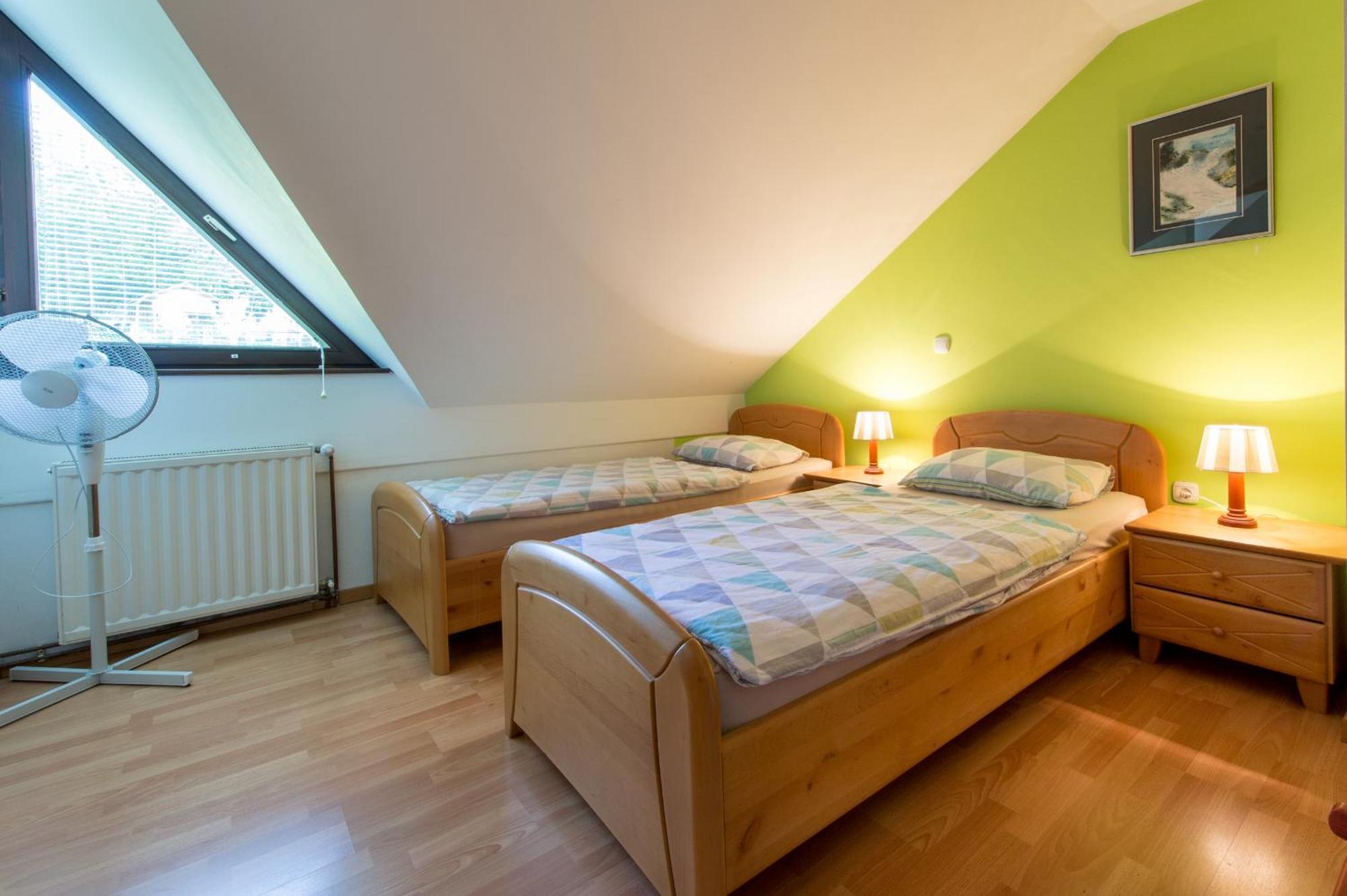 Apartments Jaka Доленьське-Топлице Номер фото