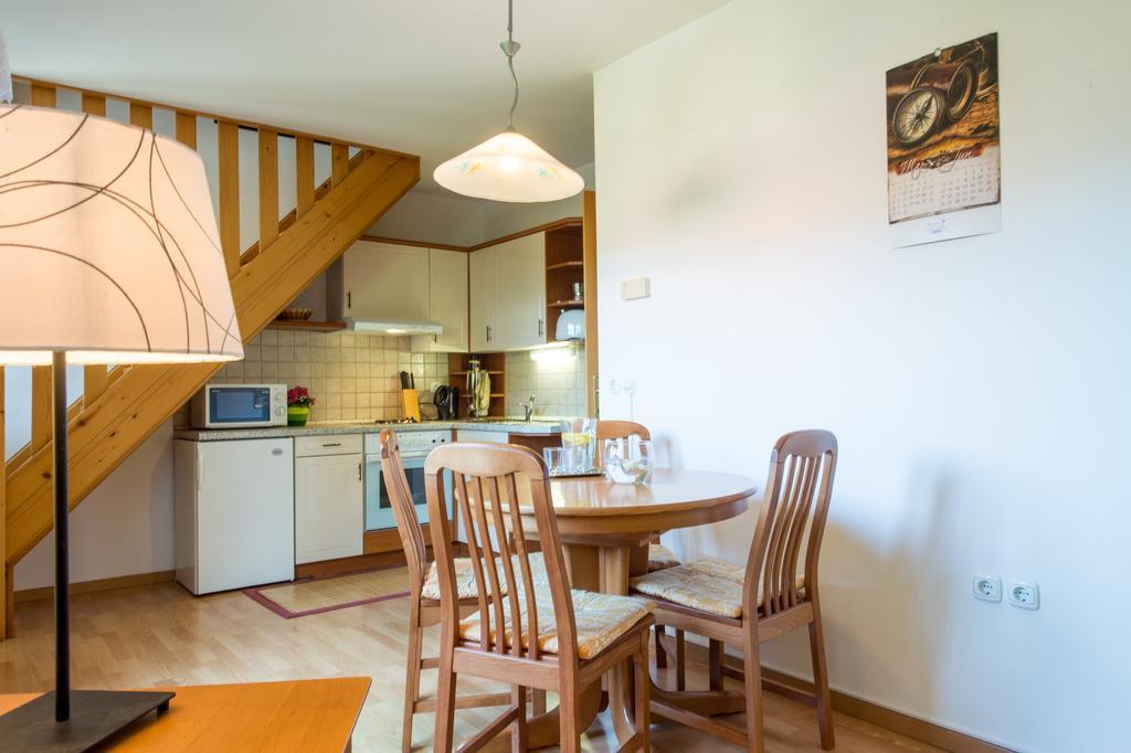 Apartments Jaka Доленьське-Топлице Екстер'єр фото